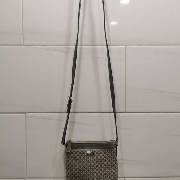 COACH Madison OP Art Needlepoint Swingpack - Picture 6 of 6